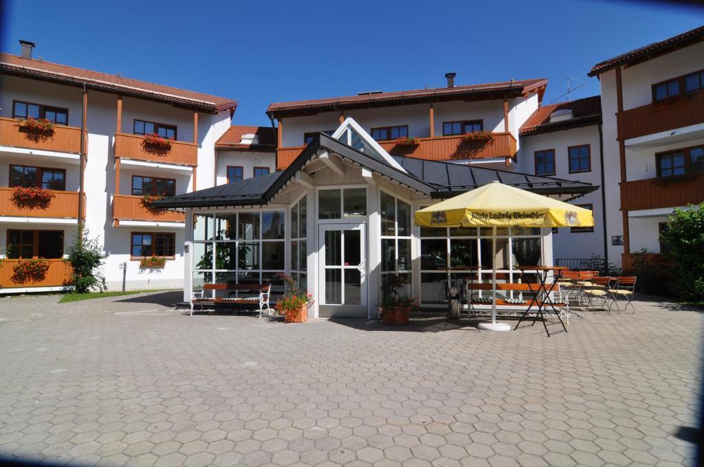 Hotel Toelzer Hof บัดเทิลซ์ ภายนอก รูปภาพ