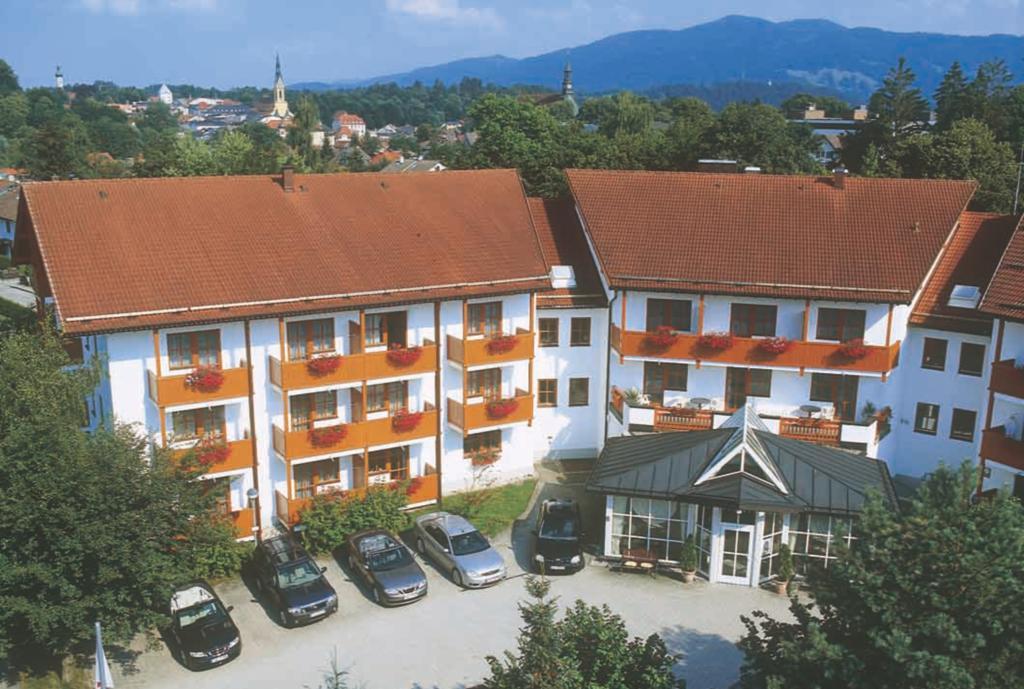 Hotel Toelzer Hof บัดเทิลซ์ ภายนอก รูปภาพ
